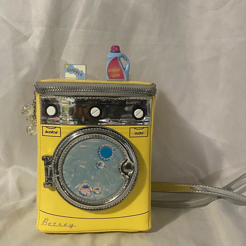 Betsey Johnson Washing Machine Crossbody Bag